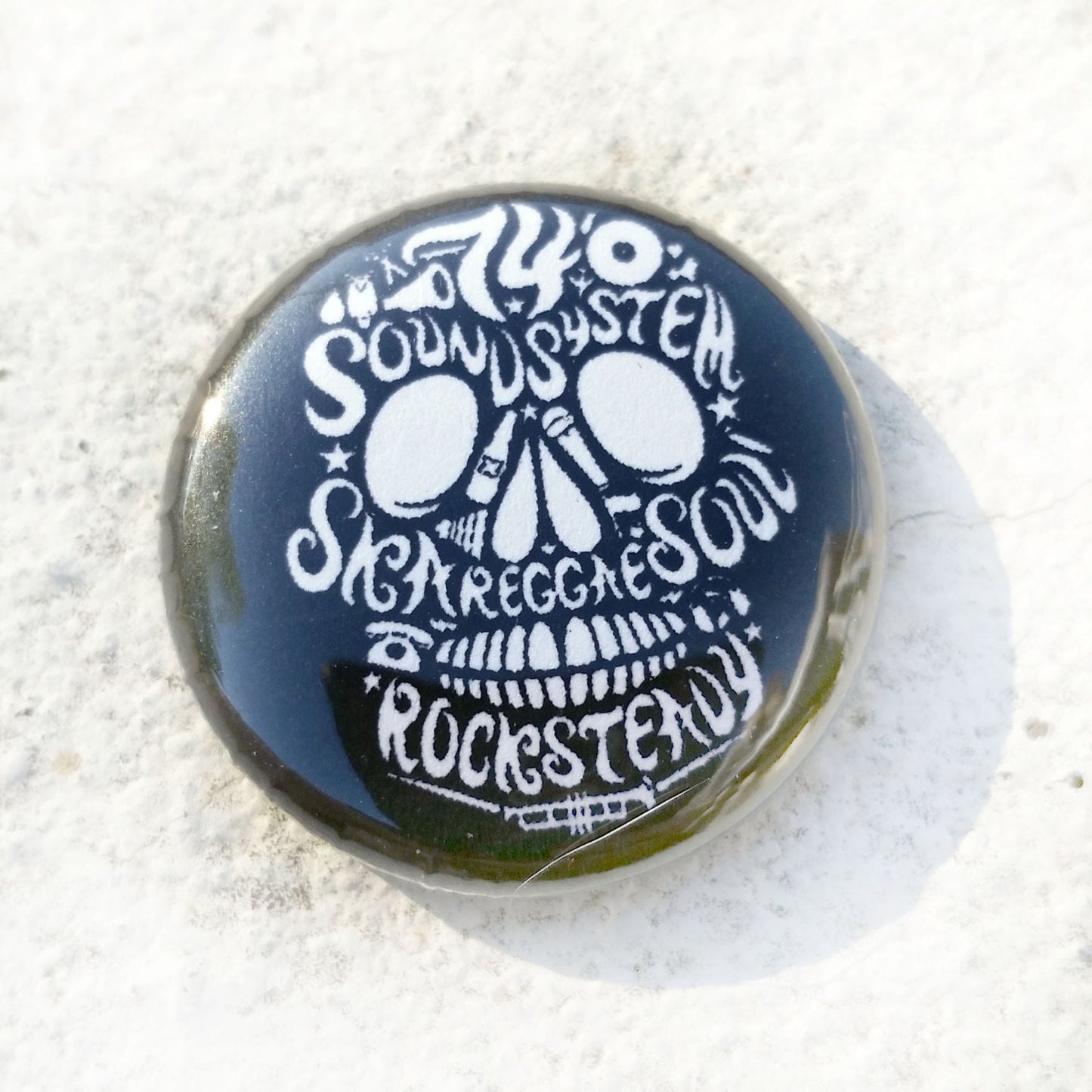 Sound System Skull 1 inch Button