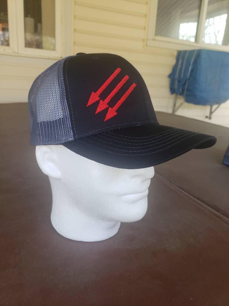 3 Arrows Cap / Trucker